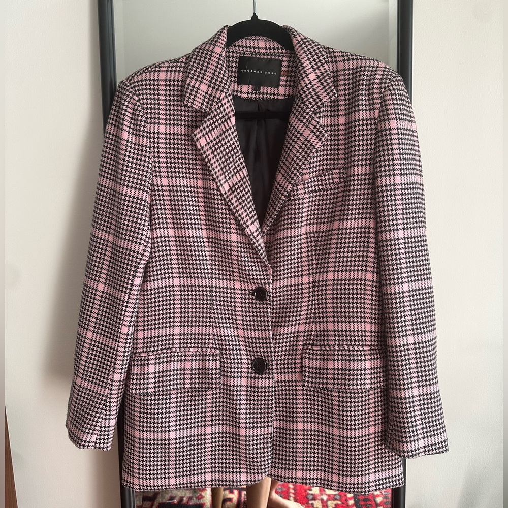 Endless Rose — Oversized Houndstooth Blazer — Small